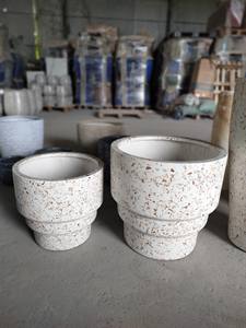 [Leo Nguyen Le]-Macetas de fibra de vidrio al por mayor para decorar de Bao Vy - Product Image 4