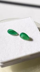 Esmeralda Natural de 2,72 quilates, calidad AAA, corte de pera verde, piedra preciosa, pulido perfecto, certificado IGI para joyería - Product Image 2