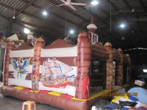 Castillo Inflable con Material de PVC para Jugar y Saltar - Product Image 2