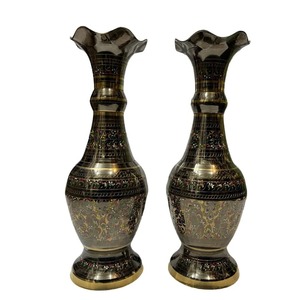 Ensemble de vases à fleurs en laiton vintage, paire, émaillés à la main, gravés de motifs floraux, vase à bourgeons en métal, bord festonné orné, décoration de table pour la maison - Product Image 2