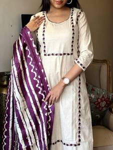 Material de algodón Khadi Kurtis confeccionados étnicos indios con pantalón de trabajo bordado y conjunto Dupatta para 2025 - Product Image 3