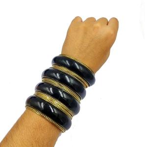 Bracelets en os naturel de style animal vintage faits à la main, os de chameau et os de bovin, avec agate, fabriqués à la main par des artistes - Product Image 4