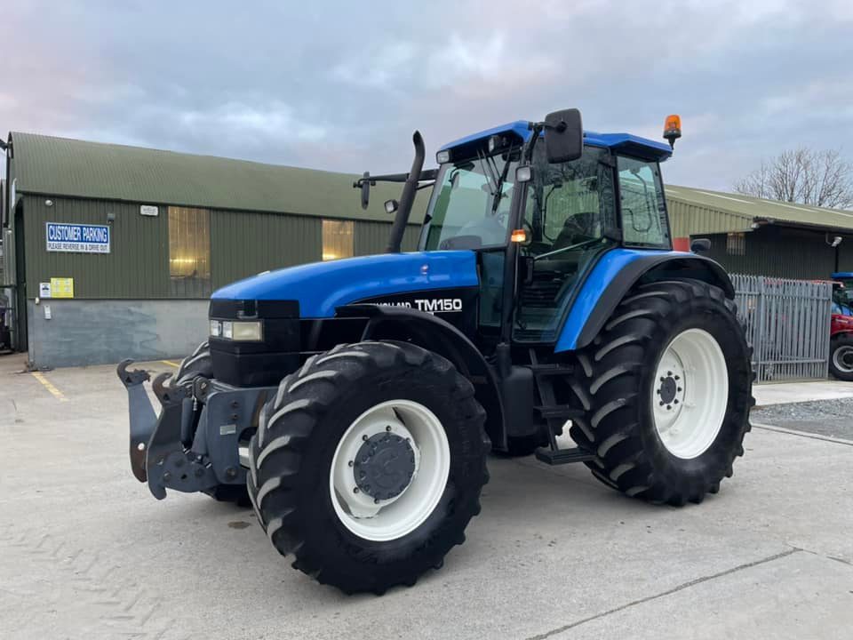 4X4 150HP New Holland TM150 トラクター｜新品・農業用・3年保証
