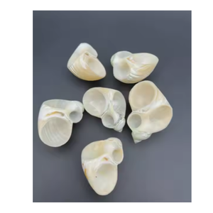 Rond de serviette coquillage fait avec un coquillage authentique pour une table élégante et un décor de fête fait à la main au Vietnam - Product Image 4