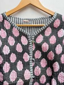 Veste matelassée réversible décontractée pour femmes, imprimé bloc à la main indien, motif floral, vêtements d'extérieur en jersey de coton respirant, boutons pour - Product Image 3