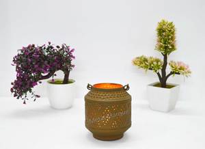 Premium marroquí Metal hueco indio hecho a mano linterna Mini decoración del hogar europeo té luz vela titular boda linterna - Product Image 4