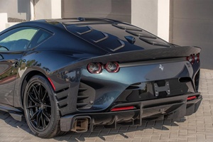 Automóvil Usado Certificado, Limpio y en Buen Estado, Personalizable, 812 Competizione Coupé 2024, Automático, Gasolina, 4.1-6L V12, 2 Asientos, Interior de Cuero - Product Image 4