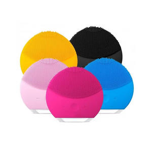 Brosse nettoyante pour le visage en silicone Myrva, vibrante, à piles, pour usage domestique - Product Image 5