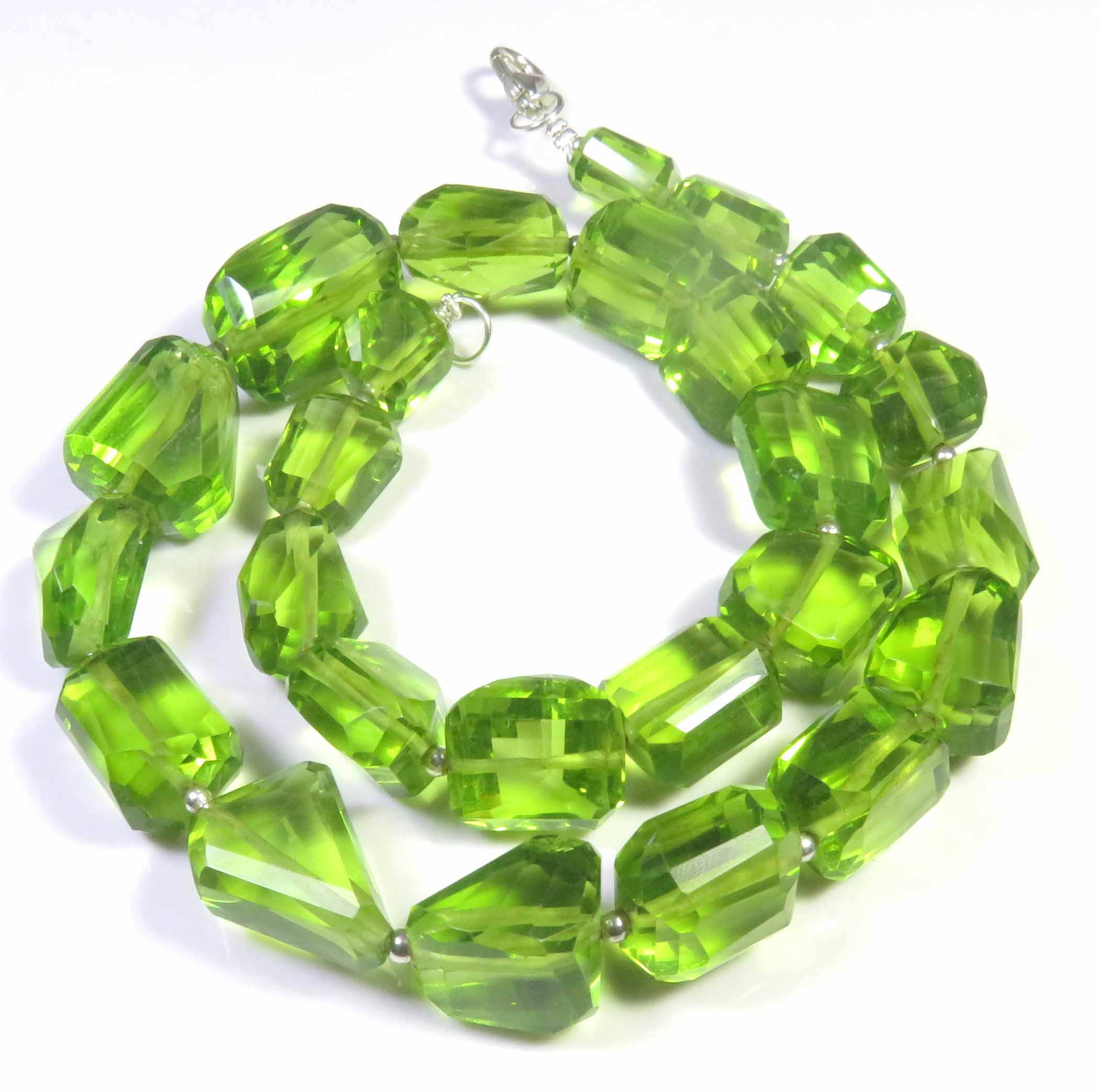 สีเขียว