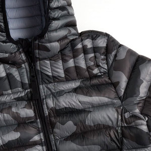 2025 100% Polyester bulle hiver veste pour hommes tenue décontracté surdimensionné hommes bulle hiver veste à vendre - Product Image 4