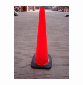 Cono DE TRÁFICO DE PVC reflectante naranja de 700mm de Pakistán, PC portátil, instalaciones de advertencia de carretera, cono de tráfico de 70cm - Product Image 3