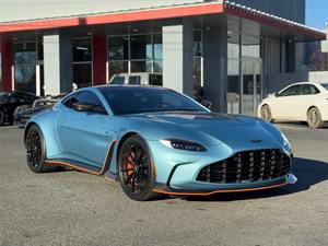 Aston Martin Vantage V12 AWD 2023, transmission intégrale, moteur 5,2 L 12 cylindres, boîte automatique, coupé - Product Image 3