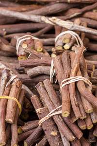 PureNature <b>Miswak</b> Stick Organic Herbal <b>Toothbrush</b> Eco Friendly Teeth Cleaning Whitening Oral Hygiene Fresh Breath Plaque Removal - Product Image 6