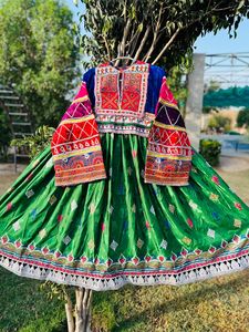 Kuchi afghan traditionnel fait à la main de style chaud robes OEM vêtements faits à la main pleine broderie robe afghane traditionnelle afghane - Product Image 6