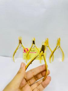 Pince à cuticules plaquée or de qualité durable Pince à ongles en acier durable Pince à ongles à ouverture large de la mâchoire - Product Image 2