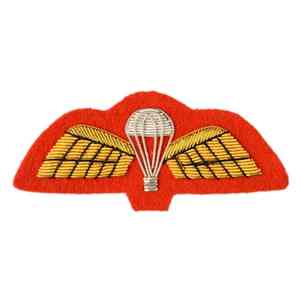 Conjunto de pantalones cortos informales de verano para hombre, camiseta de manga corta a la moda y pantalones cortos, ropa deportiva transpirable de secado rápido - Product Image 3