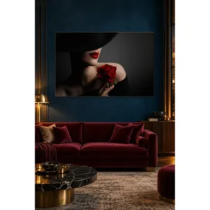 Fida, femme au chapeau noir avec rose rouge, impression sur toile - Product Image 4