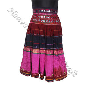 Jupes de banjara Vintage avec broderie indienne colorée - Product Image 1