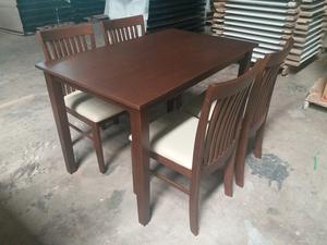 Muebles de comedor Silla de comedor moderna en madera de goma maciza con asiento de PVC Diseño cómodo y duradero para el hogar y el restaurante - Product Image 3