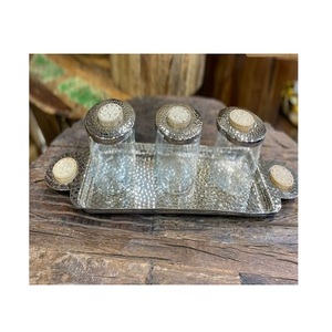 Servidor de Frutos Secos de Diseño Atractivo y Forma Redonda, Tarro de Vidrio de Calidad Superior con Bandeja de Aluminio Martillado - Product Image 6