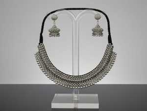 Conjunto de collar de estilo gargantilla de fiesta de diseñador pulido de plata oxidada elegante joyería étnica india tradicional para mujer - Product Image 6