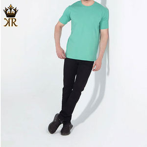 Camisetas de algodón 100% con logotipo personalizado, ropa de calle ajustada para hombre, serigrafía ligera de gran tamaño con diseño en blanco y patrón sólido - Product Image 5