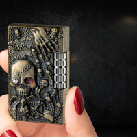 Briquet DEBANG à flamme classique, allumage rapide, design crâne en relief, sécurité, utilisation quotidienne, flamme normale, voyage