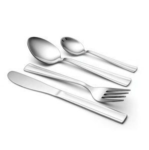 Juego de Cubiertos de acero inoxidable con acabado plateado pulido con espejo elegante Diseñado para impresionar con cada uso - Product Image 4