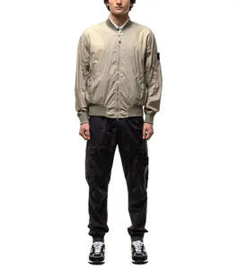 Chaqueta Cortavientos con Capucha de Fabricante Profesional, Diseño Personalizado, Precio Bajo, Personalizable, Impermeable y Cortavientos, Más Vendida - Product Image 2