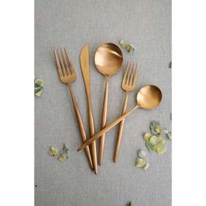 Ensemble de couverts de luxe en acier inoxydable poli miroir pour les dîners en famille, les fêtes, les mariages et les tables de réception - Product Image 3