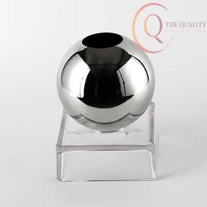 Vase à fleurs en métal haut de gamme avec une forme élégante, parfait pour l'exposition de fleurs et l'amélioration de l'esthétique intérieure - Product Image 3