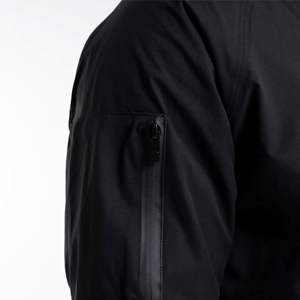 Chaqueta de poliéster de alta calidad para hombre con tela ligera y transpirable para comodidad en todas las estaciones - Product Image 5