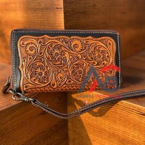 Nuevo bolso de mano de cuero con estilo occidental para mujer, bolso diseñado, superventas, tamaño compacto, bolsos de mano de cuero con herramientas - Product Image 1