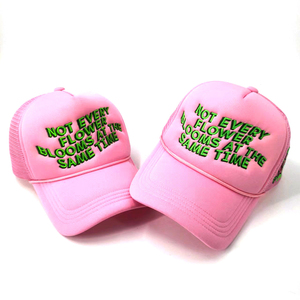 Gorra de camionero de malla deportiva de ajuste ajustable 100% lona de algodón bordado personalizado característica de tela común para la playa - Product Image 2