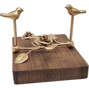 Acacia de madera hecha y chapada en oro aluminio fundido flores hojas y pájaros diseñador servilletero accesorios de cocina - Product Image 1