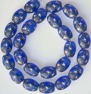 Collar de Resina de la Mejor Calidad con Diseño de Estrella Dorada y Patrón de Ángel, Varios Colores Mate, para Mujer, Ideal para Navidad - Product Image 4