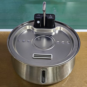 Nouvelle <span class=keywords><strong>fontaine</strong></span> <span class=keywords><strong>à</strong></span> <span class=keywords><strong>eau</strong></span> pour animaux de compagnie sans fil rechargeable en acier inoxydable avec distributeur automatique d'<span class=keywords><strong>eau</strong></span> courante pour chats et chiens - Product Image 5