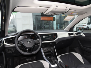 Sedán 2023 de 1.5L, Eficiente en Consumo de Combustible, Edición Auto Tech, Techo Solar, Auto Confiable de Gasolina en Buenas Condiciones - Product Image 4