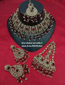 Conjunto de Collar Gargantilla Chapado en Oro con Pendientes y Maang Tikka, Joyería Étnica Hecha a Mano para Bodas, Aniversarios y Fiestas - Product Image 2