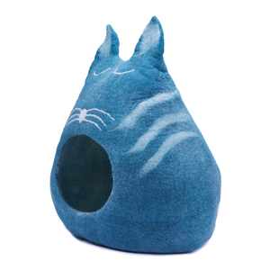 Lit pour chat en feutre bleu solide de luxe fait main avec design queue pour chats d'intérieur – Confortable et toutes saisons - Product Image 3