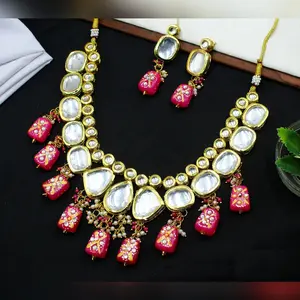 Set perhiasan kualitas terbaik batu Kundan manik-manik kecil bekerja India tradisional imitasi Kalung set anting modis kalung