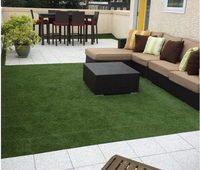 Tapis de jeu carré effet herbe de gymnastique de 30*30 cm avec carreaux de sol à emboîtement souples fabriqués au Vietnam