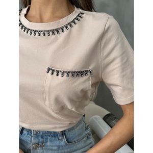 T-shirts pour femmes Topshow avec détails en strass, produit en gros - Product Image 2