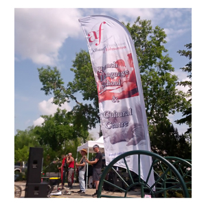 لافتة إعلانية مخصصة من جانب واحد مقعرة على شكل x FT من البوليستر لافتة إعلانية على الشاطئ راية أعلام ترويجية خارجية - Product Image 4