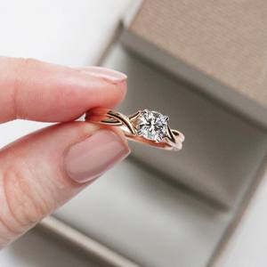 Anillo de compromiso de solitario de diamante cortado de 6mm, banda de vástago giratorio | Plata de ley chapada en oro de 18 quilates, boda minimalista, novia fina - Product Image 3