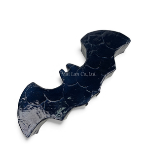 Figurine de chauve-souris d'Halloween en nacre faite à la main, sculpture décorative pour la présentation sur table, en provenance du Vietnam - Product Image 2