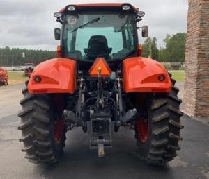 Tractor agrícola Kubota 2025 con motor diésel de 150 HP, tracción a las 4 ruedas, - Product Image 6
