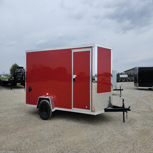 Remorque de transport fermée 6x12 2026 Cross, hauteur intérieure 78 pouces, remorque utilitaire PolyCore à nez en V, porte à rampe, essieu simple - Product Image 1