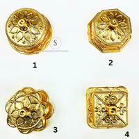 Vieux motif concepteur or Coted petit Kumkum Dibbi beau motif travail Kum Kum boîte pour demoiselle d'honneur Sangeet, Haldi, faveur