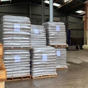 Pellets de madera en forma de briqueta - Product Image 1